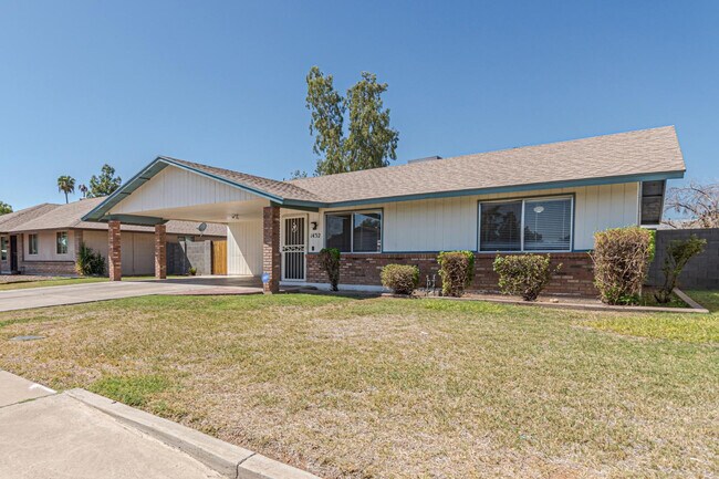 Foto del edificio - 1432 S Oracle