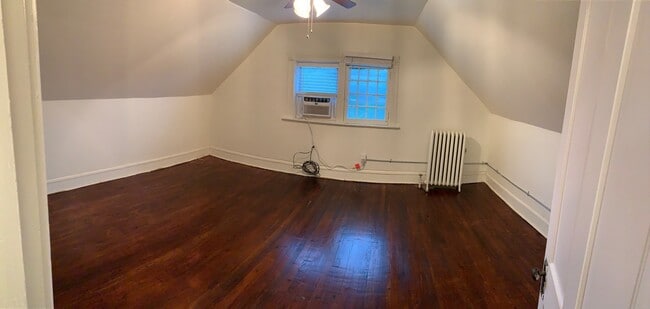 3rd Floor Bedroom - 5812 De Giverville Ave