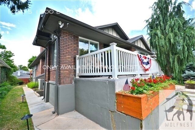 Building Photo - 1020 S 1500 E
