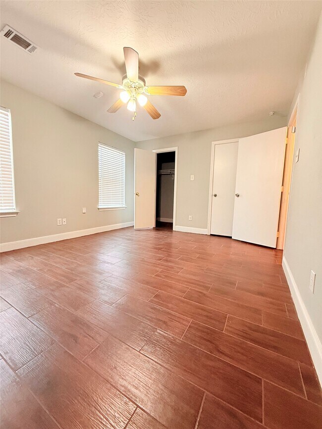 Foto del edificio - 320 Willowick St
