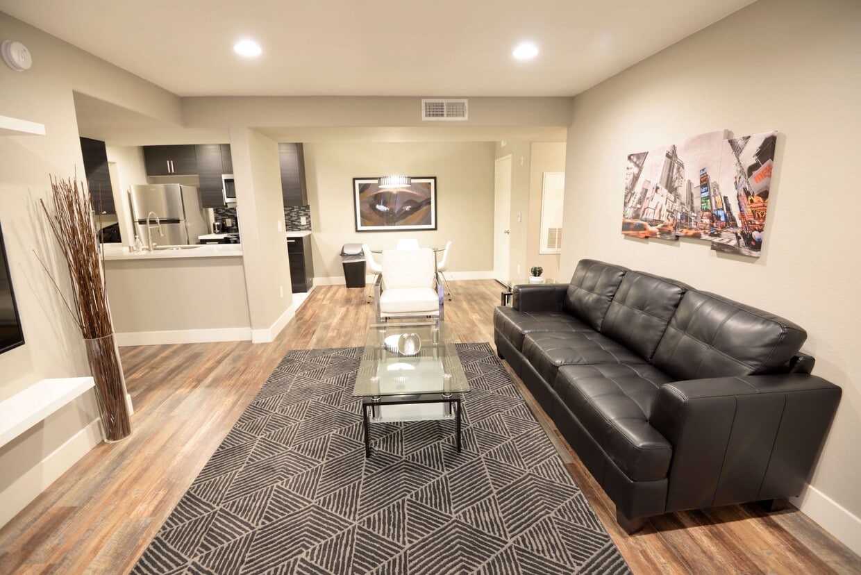 950 Seven Hills Dr Unit 2 Bedroom, Henderson, NV 89052 Condo for Rent