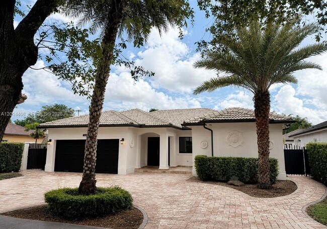 Foto del edificio - 16347 NW 88th Pl