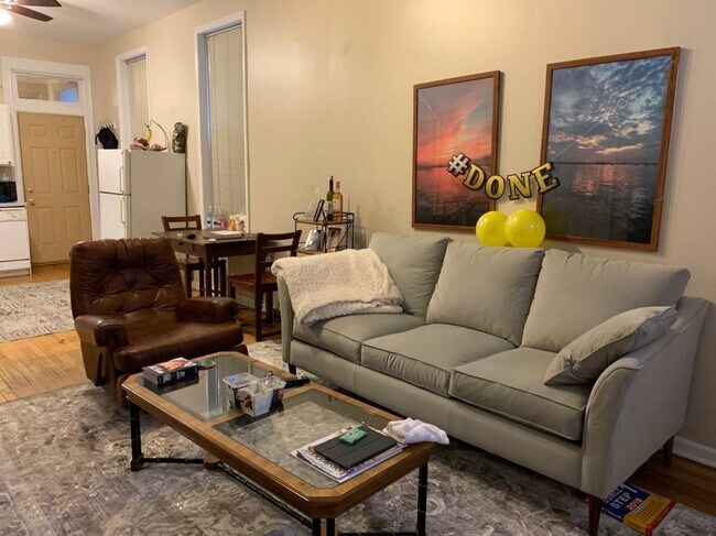 Foto del edificio - 1528 N Bosworth Ave
