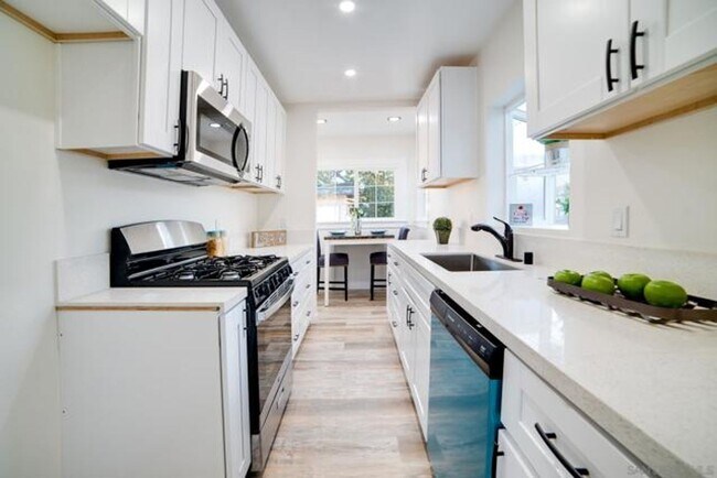 Foto del edificio - 2 Bed, 1 Bath House in North Park!