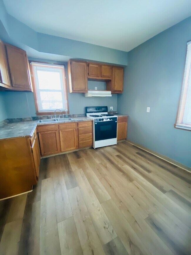 Foto del edificio - 4121/4123 7th Avenue