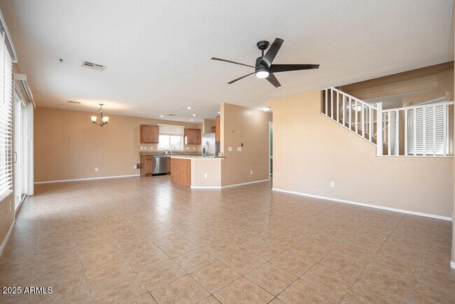 Foto del edificio - 18272 W Bridger St