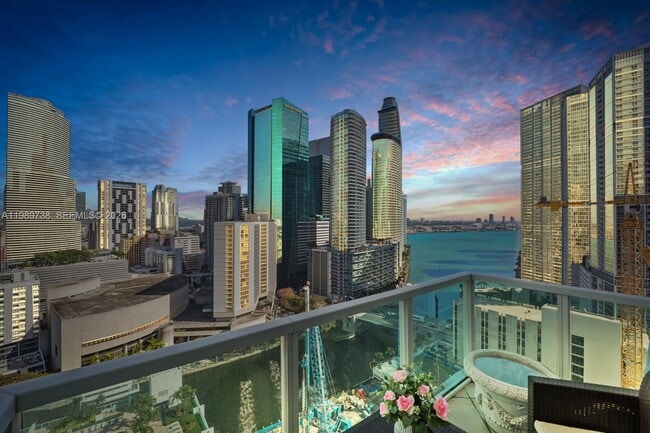 Foto del edificio - 41 SE 5th St