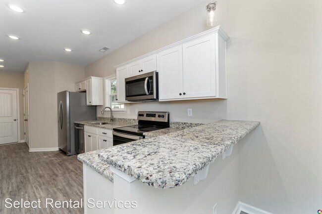 Building Photo - 3 br, 2 bath House - 169 Wedgewood Dr