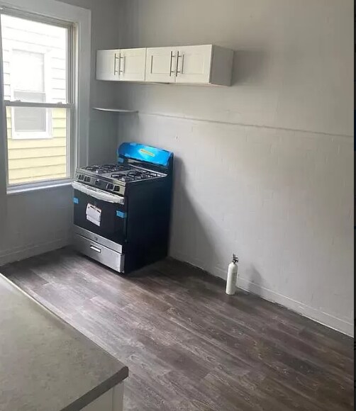 415 Leslie St Unit 2L, Newark, NJ 07112 Apartments in Newark, NJ