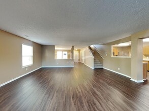 Building Photo - 15233 Beam St