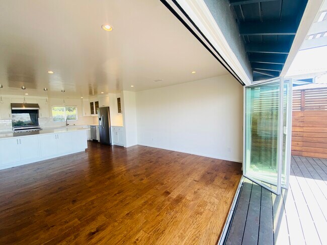 Building Photo - 2906 Rodin Pl
