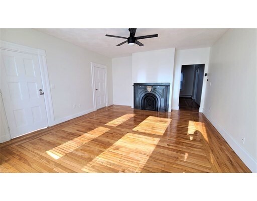 Building Photo - 12 Smith St