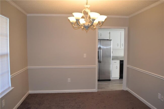 Building Photo - 4365 White Pines Ct