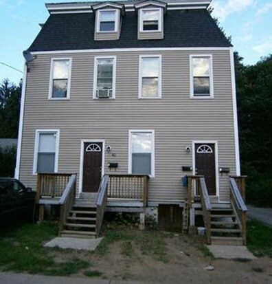Primary Photo - 40 Ward St