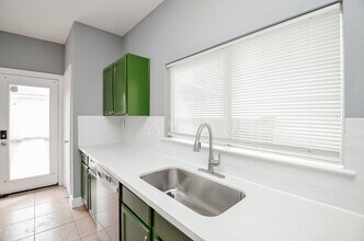 Building Photo - 11924 Prior Park Dr