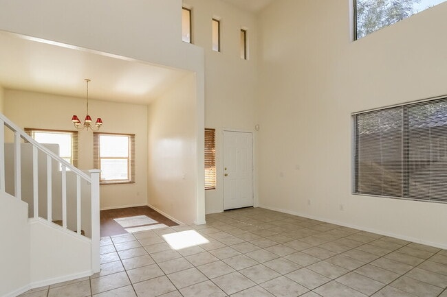 Foto del edificio - 15122 W Polk St