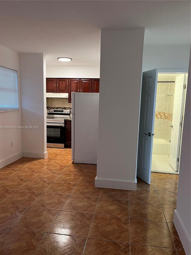Building Photo - 1265 Sharazad Blvd