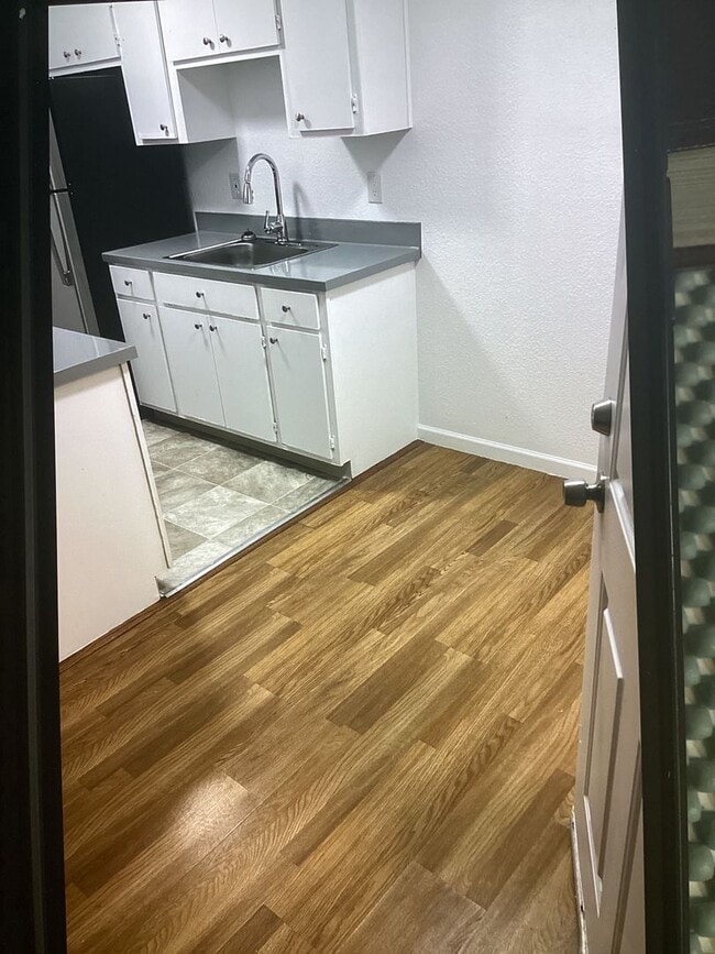 Interior Photo - Arise Station