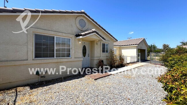 Building Photo - Spruce St 16319* / Spruce Street Investmen...