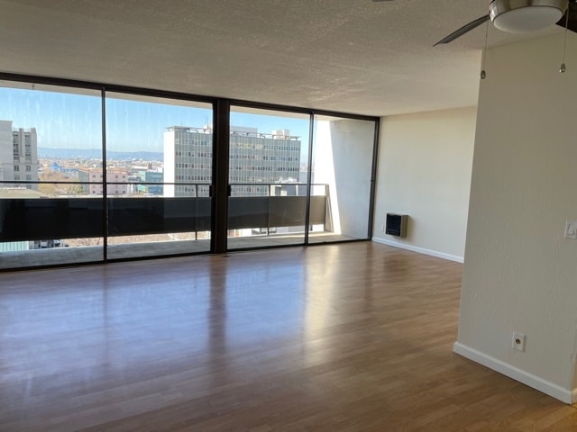 Large living area - 801 Franklin St