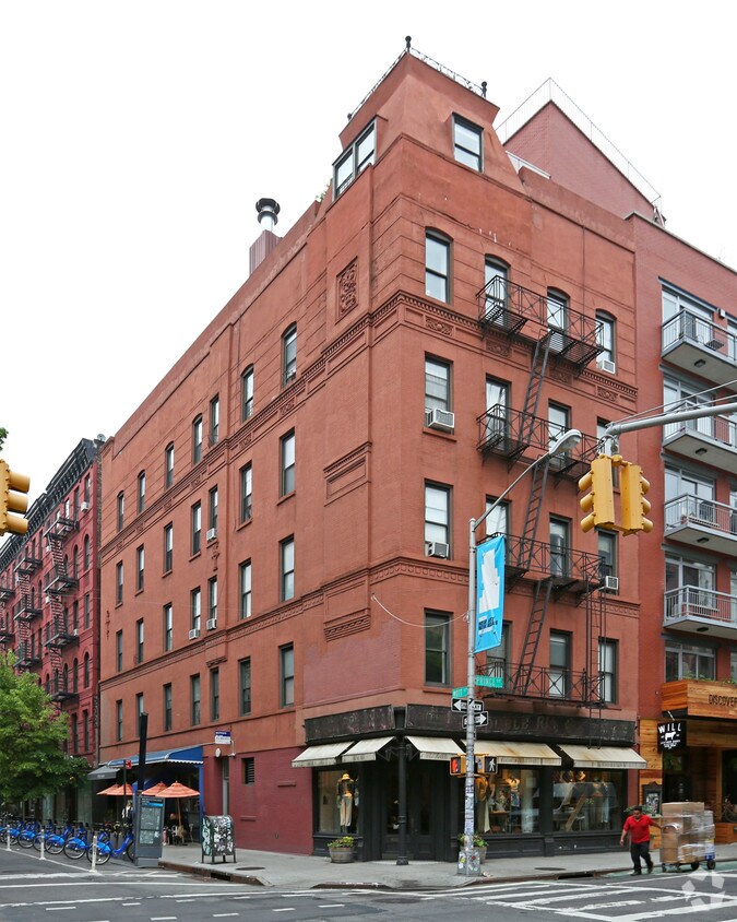 Foto principal - 242 Mott St