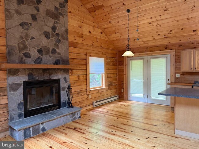 Foto del edificio - 158 Green Mountain Ln