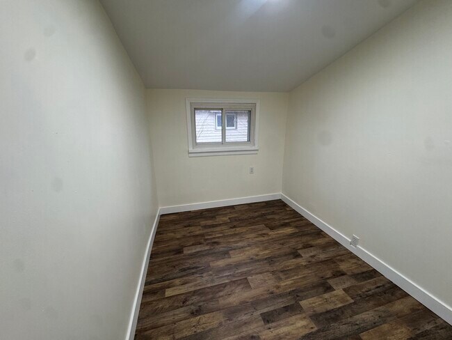 Foto del edificio - 3702 S Boots St