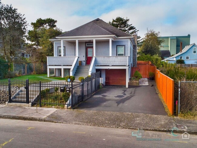 Building Photo - 416 N Downing St