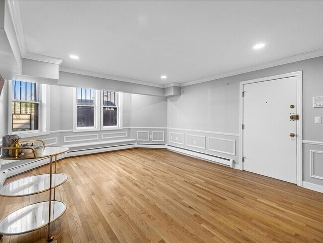 Foto del edificio - 338 Beacon St