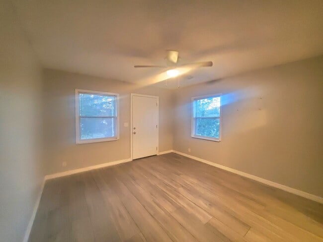 Foto del edificio - 665 28th Ave S