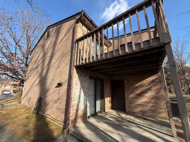 Foto del edificio - Roanoke County Duplex