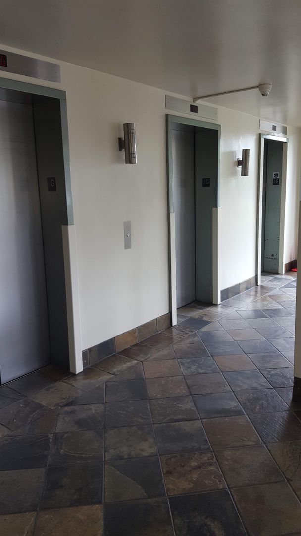 Foto del edificio - Kapiolani - Ala Wai Skyrise - 1 Bdrm/1 Bat...