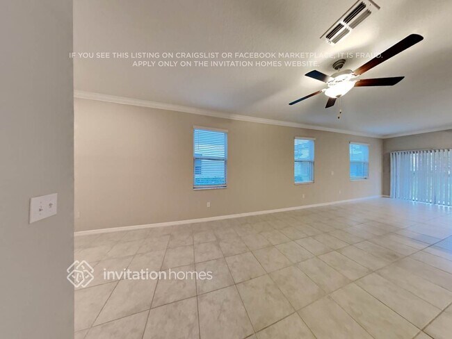 Foto del edificio - 8501 Campus Woods Way