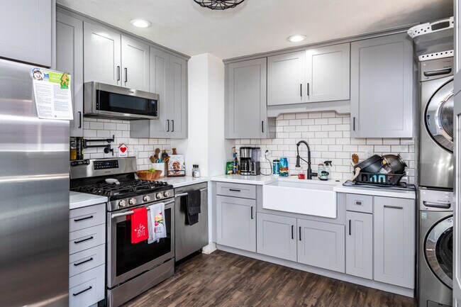 Foto del edificio - 492 Greenup Ct