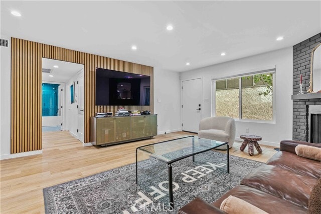 Building Photo - 635 E Magnolia Blvd