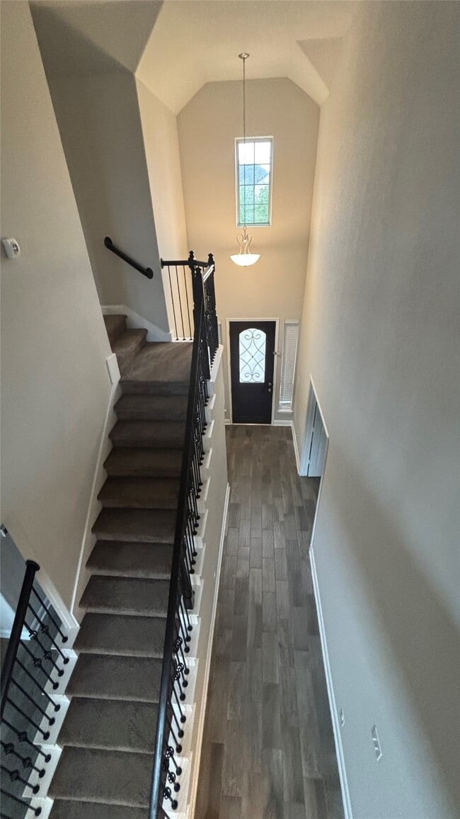 Building Photo - 14915 Gyrfalcon Fork