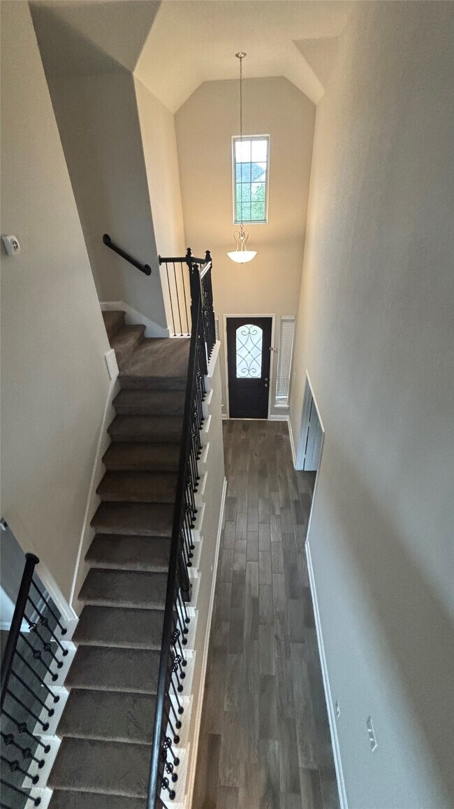 Foto del edificio - 14915 Gyrfalcon Fork