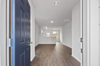 Building Photo - 1421 Mount Bassie Trl