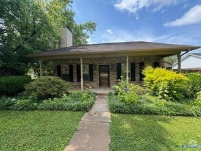 Building Photo - 224 Lily Flagg Rd SE