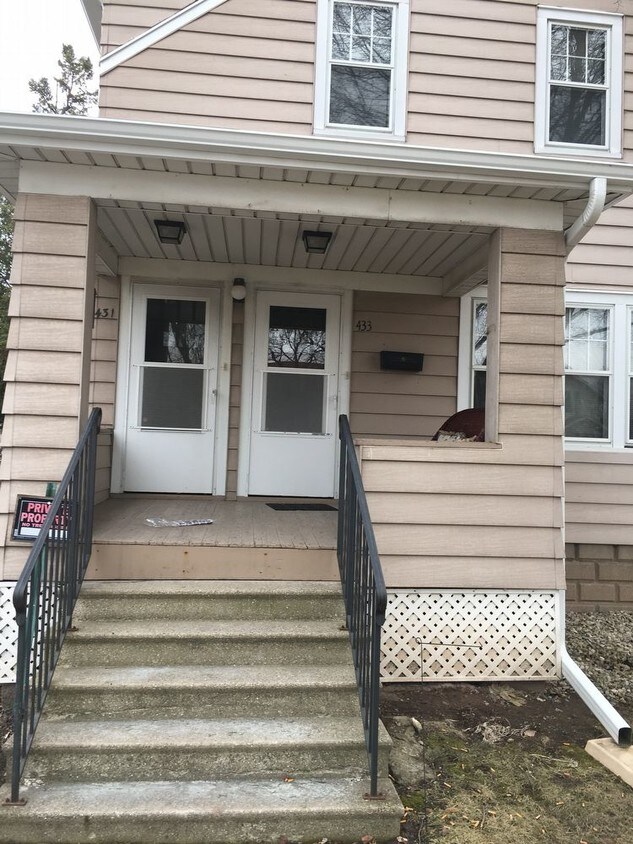 Primary Photo - 431 S Quincy St