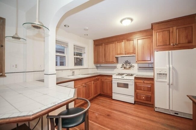 Foto del edificio - 35 Greycliff Rd