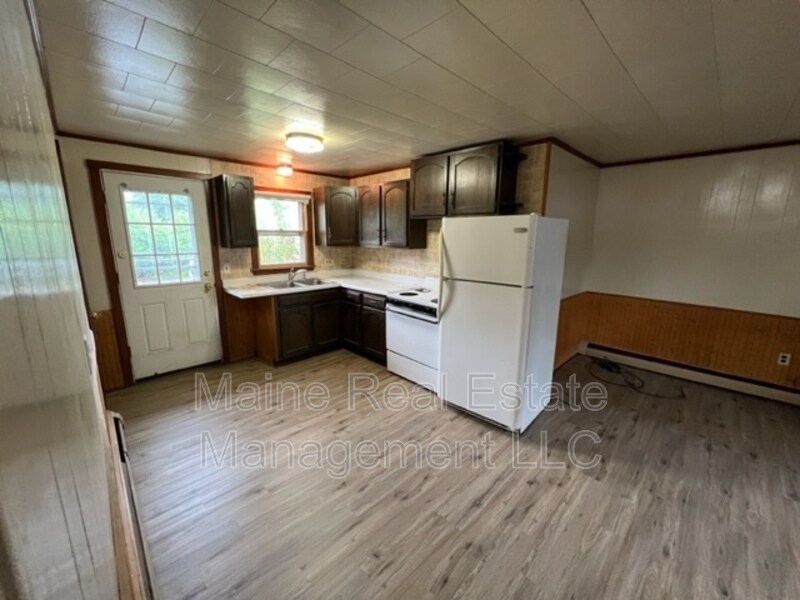 166 Water St Unit Apt. 3, Randolph, ME 04346 Condo for Rent in Randolph, ME