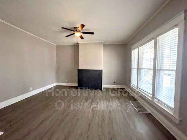 Building Photo - 663 S 38th St