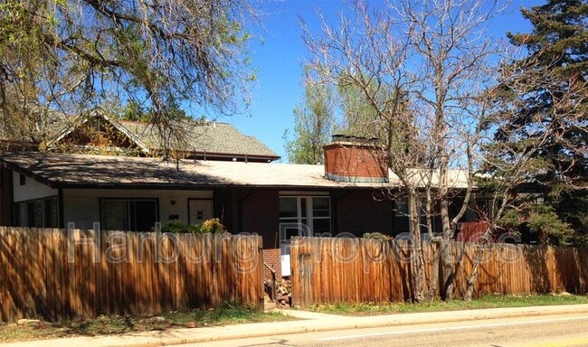 Photo - 1717 Baseline Rd House