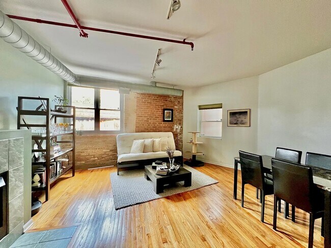 Foto del edificio - 1834 Ridge Ave