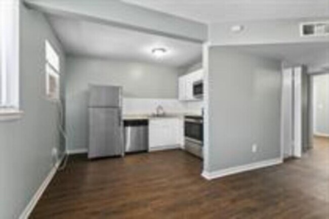 Foto del edificio - 4827 NW Homestead Terrace