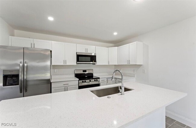 Foto del edificio - 5023 24th St SW