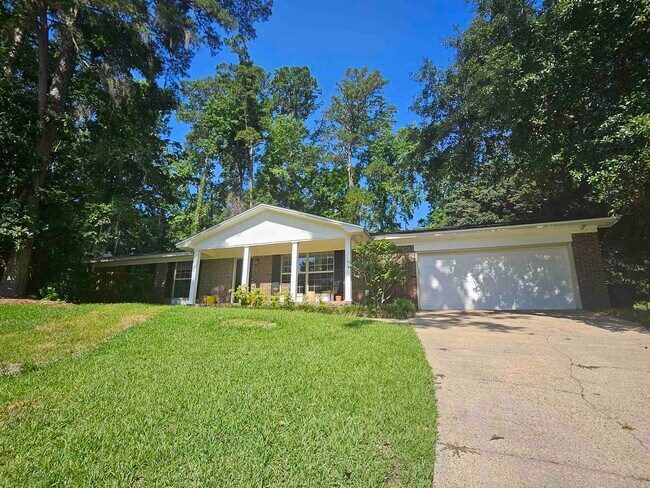 Foto del edificio - 1541 Woodgate Way
