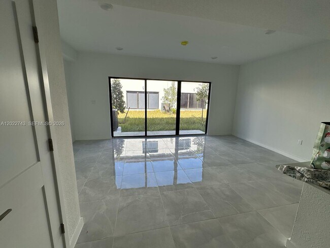 Foto del edificio - 1310 NW 5th St