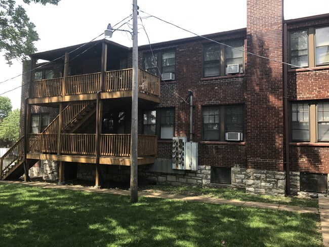 Building Photo - 3846-3852 Bamberger Ave